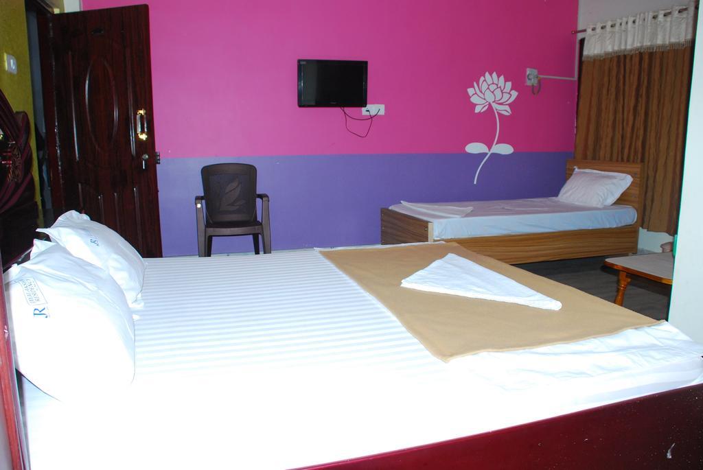 Hotel Jayalakshmi Residency Tirupati Pokoj fotografie